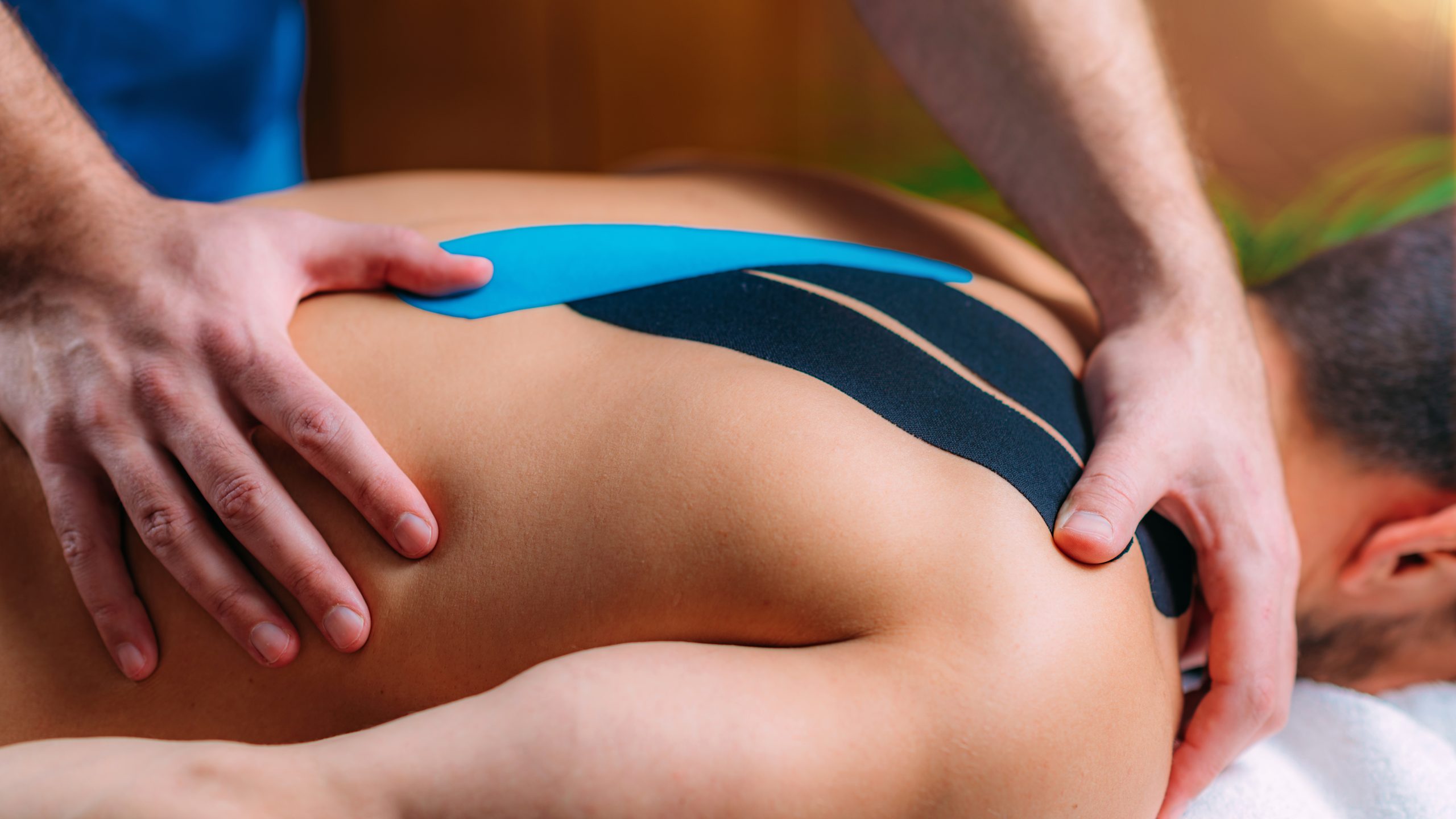Kinesiology,Or,Kinesio,Tape,Application.,Physical,Therapist,Placing,Elastic,Therapeutic